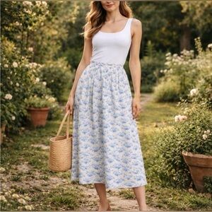 Doen Marcie Skirt in Blue Rosier Floral, SIZE LARGE